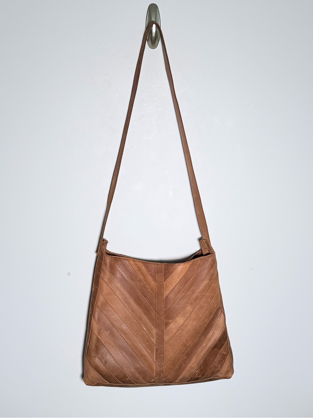 Raven + Lily Chevron-Stitched Tan Leather Shoulder Bag